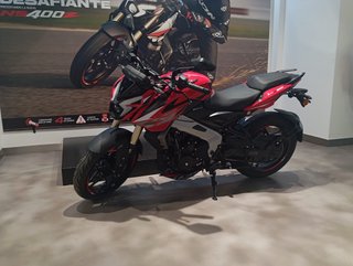 Bajaj Pulsar NS 400 Año 2026