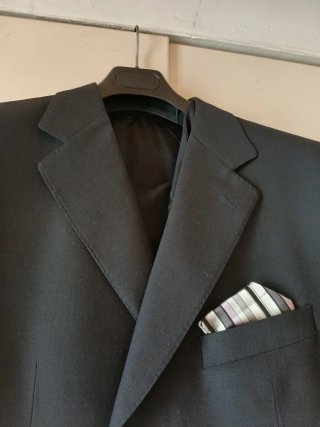 Traje de chaqueta hombre negro y multicolor