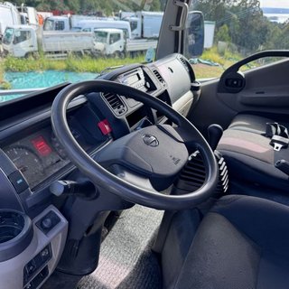 Nissan Cabstar NT400 BASCULANTE | 2018 | NACIONAL | 120.000 km