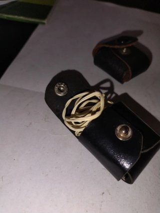 Estuches con auriculares