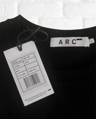 Talla L. Crop Top deportivo ARC