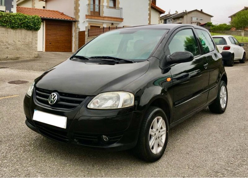 Volkswagen Polo 2006 - foto 1