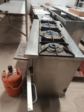 COCINA INDUSTRIAL 3 FUEGOS MÁS HORNO MIRA MI PERFI