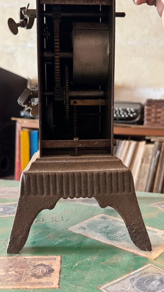 Girarrosto antico in ferro battuto