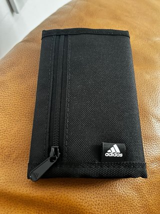 Cartera Adidas Negra