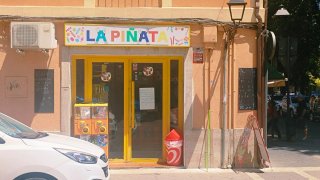Se traspasa local comercial