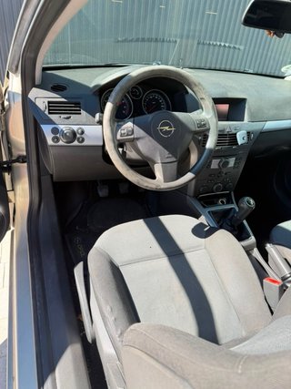 Opel Astra 2005