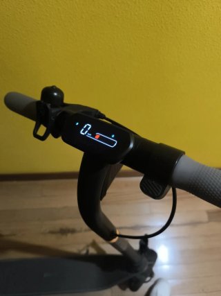 Patinete eléctrico en buen estado