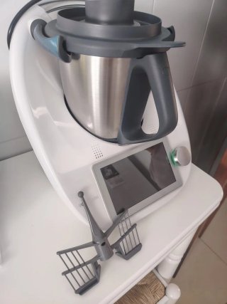 Thermomix TM6 nueva con funda