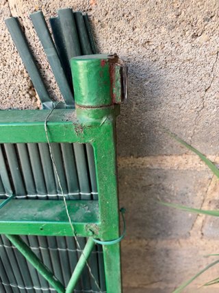Puertas de valla verdes