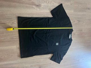 Camiseta Stone Island Negra