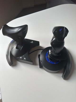 Thrustmaster T.Flight Hotas 4 Ace Combat 7 PS4