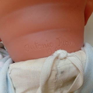 Muñeco bebé Antonio Juan original