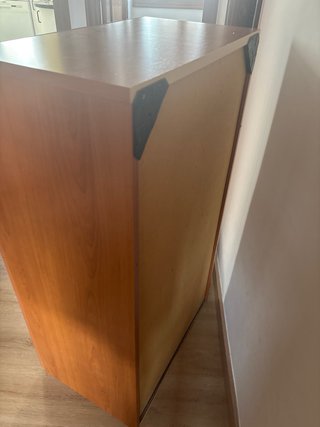 Cómoda de madera con 7 cajones