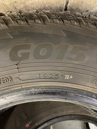Neumáticos 215/80R16