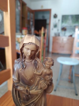 Virgen con Niño Jesús - Figura Decorativa