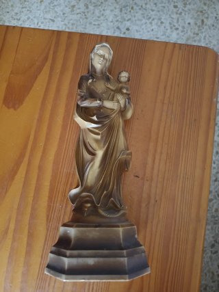 Virgen con Niño Jesús - Figura Decorativa