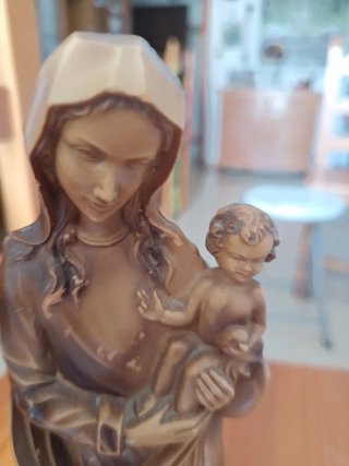 Virgen con Niño Jesús - Figura Decorativa