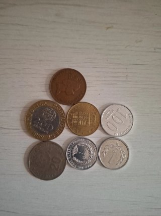7 Monete del Mondo