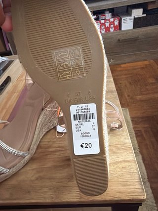 Sandalias Beige/Plata Primark Talla 37