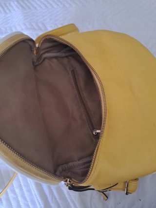 Bolso amarillo polipiel