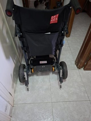 Silla de ruedas eléctrica ORTHOS HOS