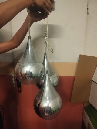 Lampada a sospensione a 3 lacrime
