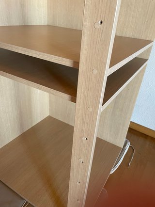 Estantería de madera (también para construcción)