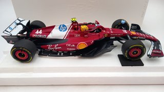 BBRP18267A44 BBR Ferrari SF-25 Lewis Hamilton Chin