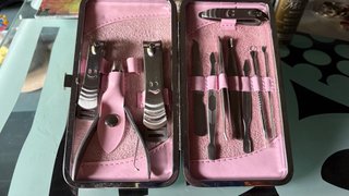Estuche de manicura floral rosa