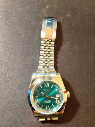 Seiko Mod Green Roman Automático