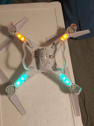 DRON Syma X5C-1