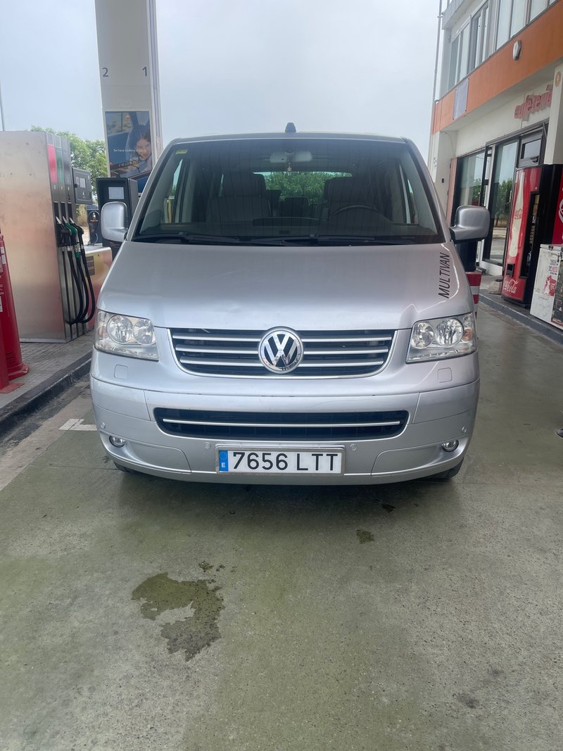 Volkswagen multivan en perfecto estado - foto 1