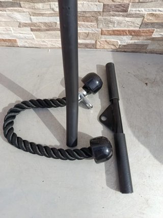 Equipo de gimnasio para polea
