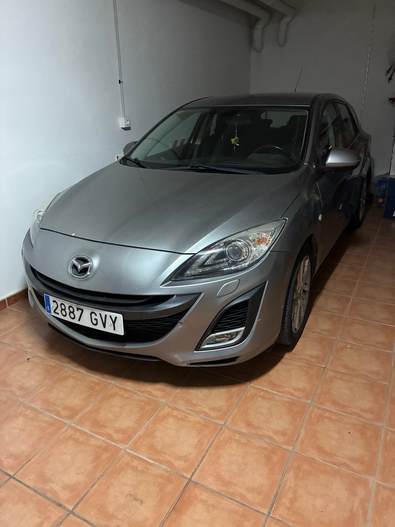 Mazda 3 2010 - foto 1