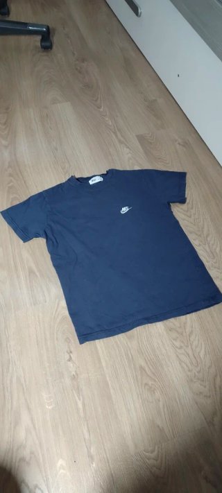 Camiseta Nike Sportswear básica de mama corta