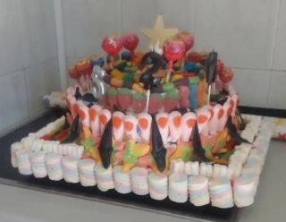 TARTAS DE CHUCHES Y REGALOS PERSONALIZADOS