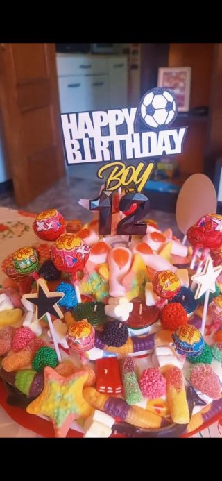 TARTAS DE CHUCHES Y REGALOS PERSONALIZADOS
