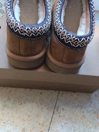 Zuecos UG Tasman Slipper