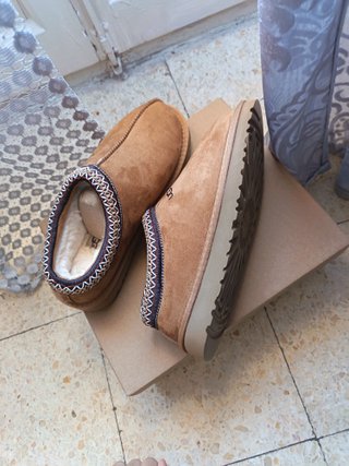Zuecos UG Tasman Slipper