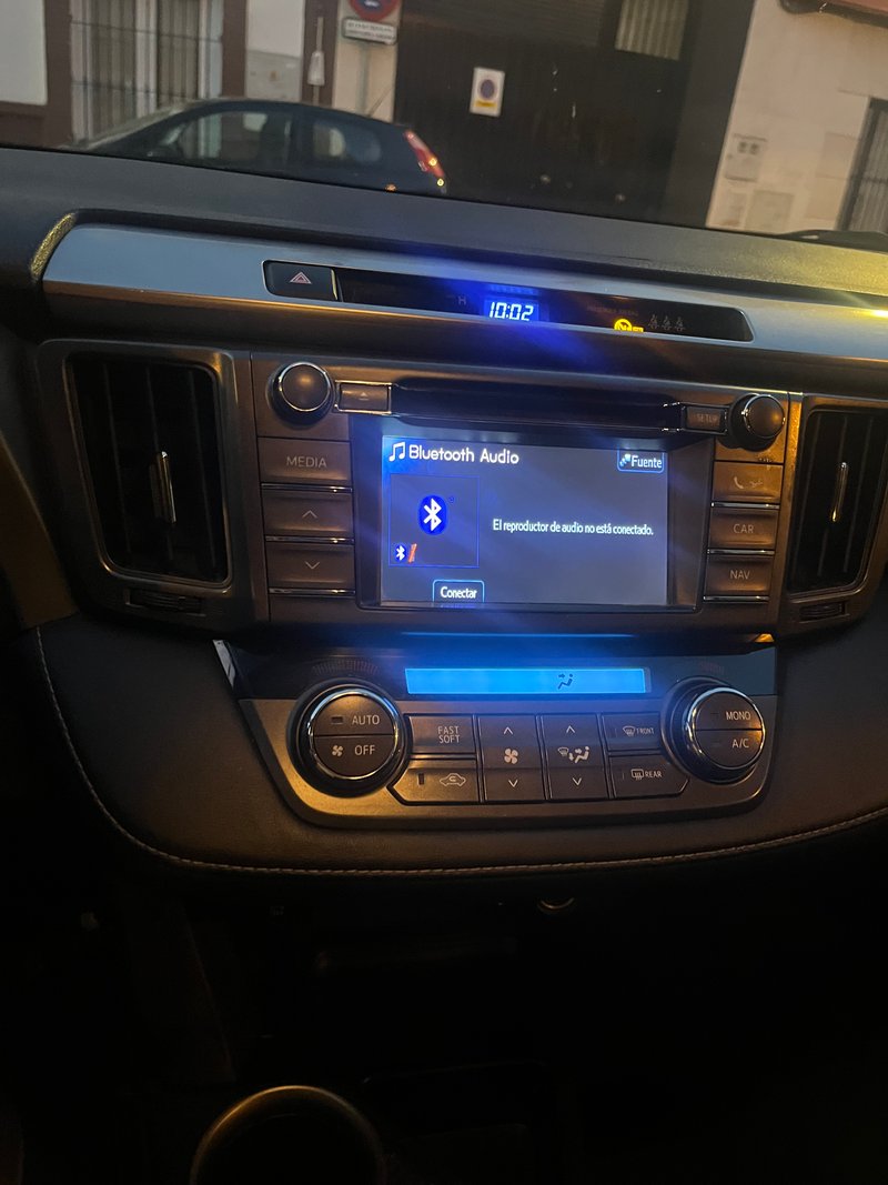 Toyota RAV4 2013 - foto 1
