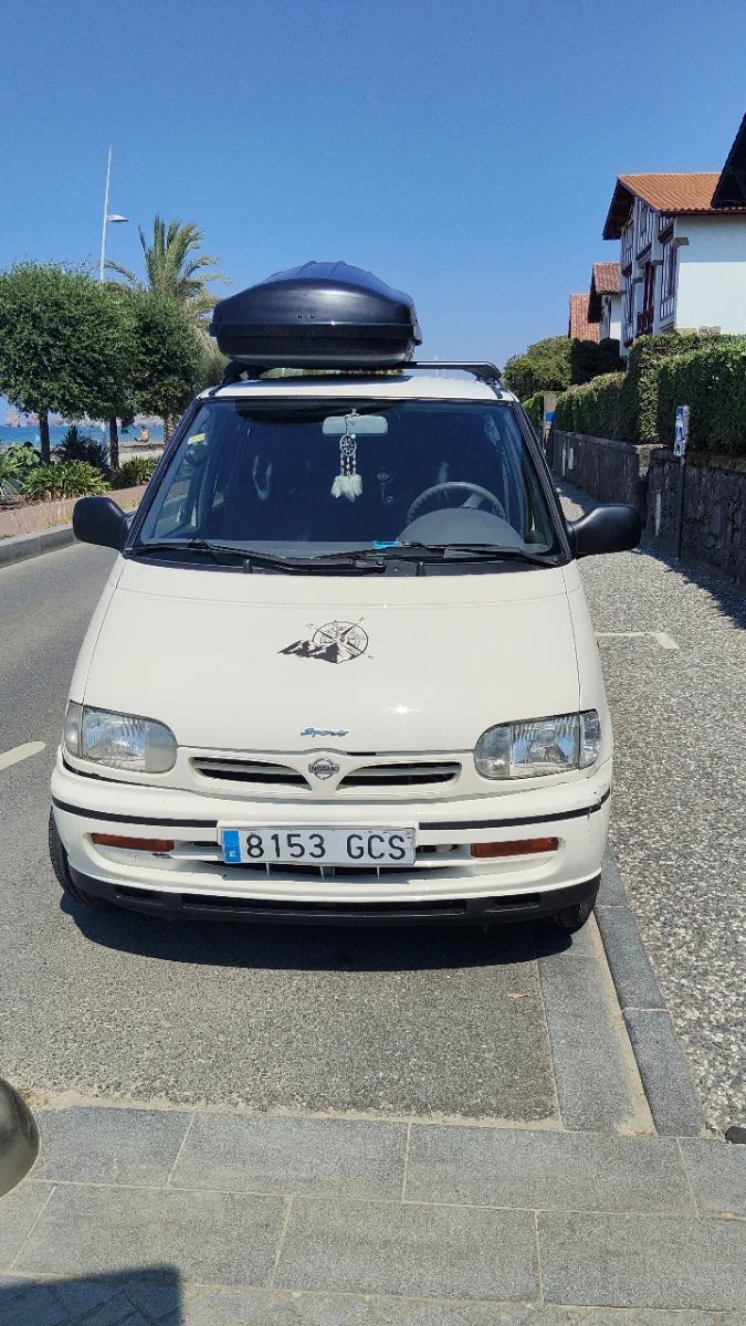 Nissan Serena 1995 - foto 1