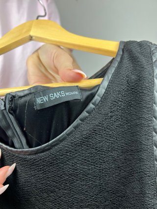 Vestido Negro Saks Woman Mini Cuello Redondo