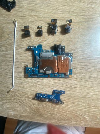 Piezas Samsung A11