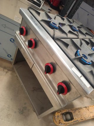 COCINA 4 FUEGOS INDUSTRIAL.  MIRA MI PERFIL