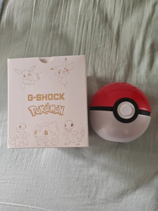 G-Shock x Pokémon GA-110PKM-7AER Reloj
