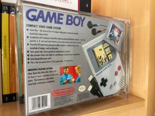 Nintendo Game Boy Compact Video Game System. Nueva