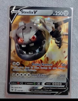 Carta Pokémon Steelix V 115/185