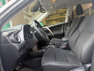 Toyota Rav4 2.5l hybrid Advance 2WD 145 kW (197 CV)