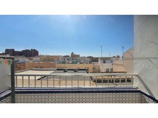 Piso en alquiler en San Luis en Almería